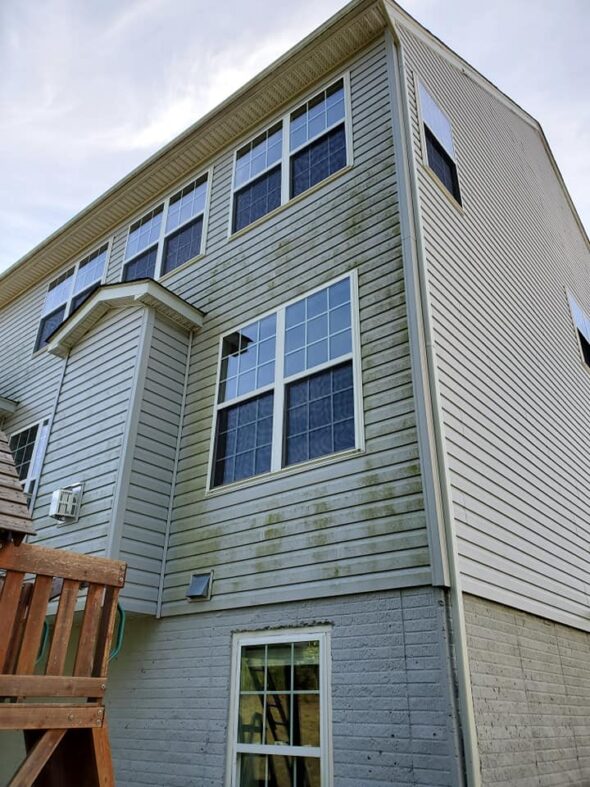 House power washing before