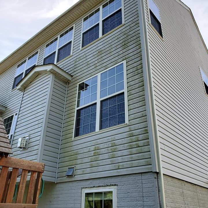 House power washing before